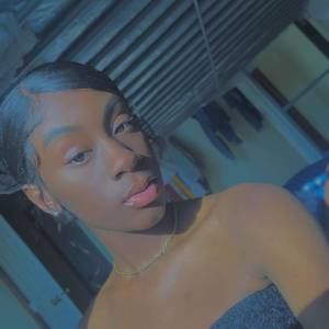 Meet your Posher, Rebecca